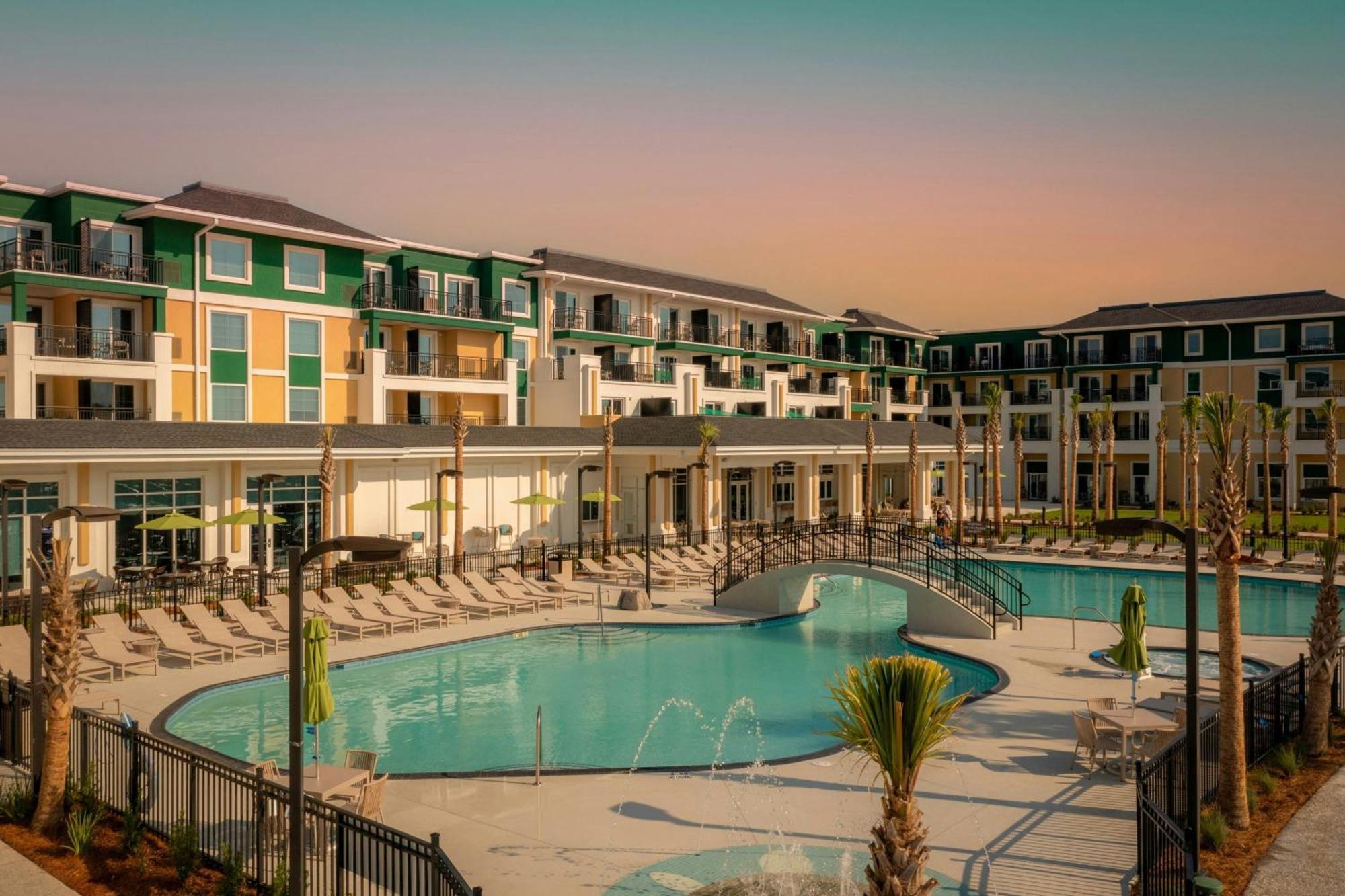 Courtyard By Marriott 3*